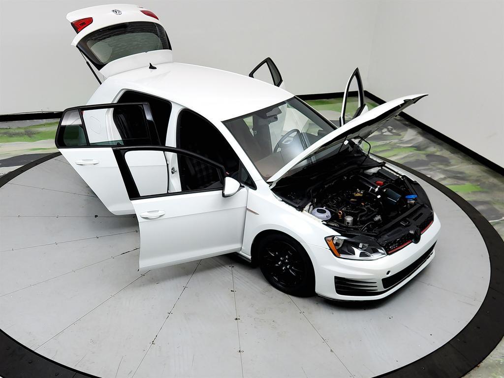 2017 Volkswagen Golf - $10,645