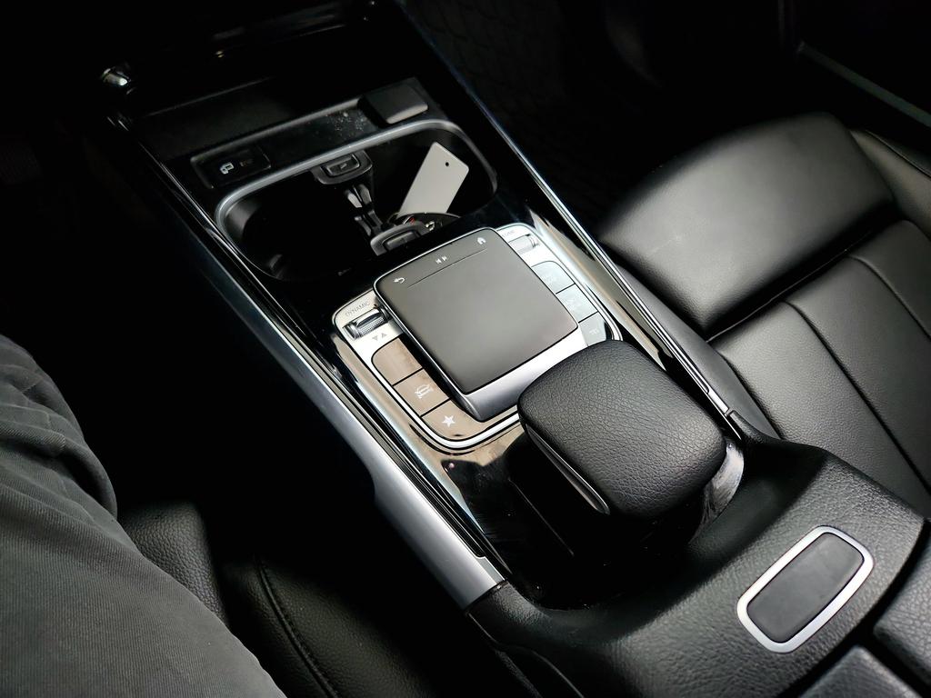 2020 Mercedes-Benz GLB - $14,550