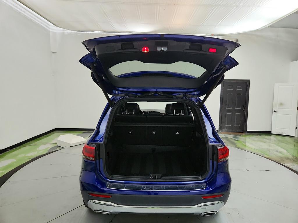 2020 Mercedes-Benz GLB - $14,550