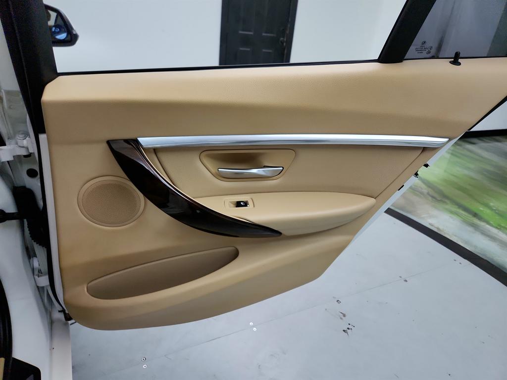 2016 BMW 3 Series - $8,400