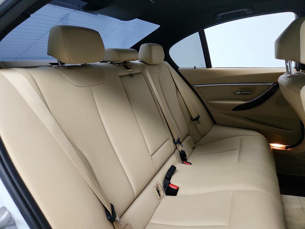 2016 BMW 3 Series - $8,400