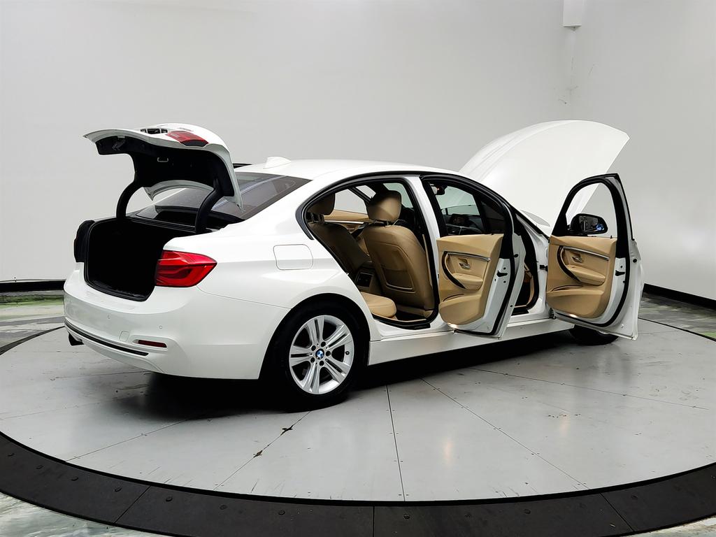2016 BMW 3 Series - $8,400