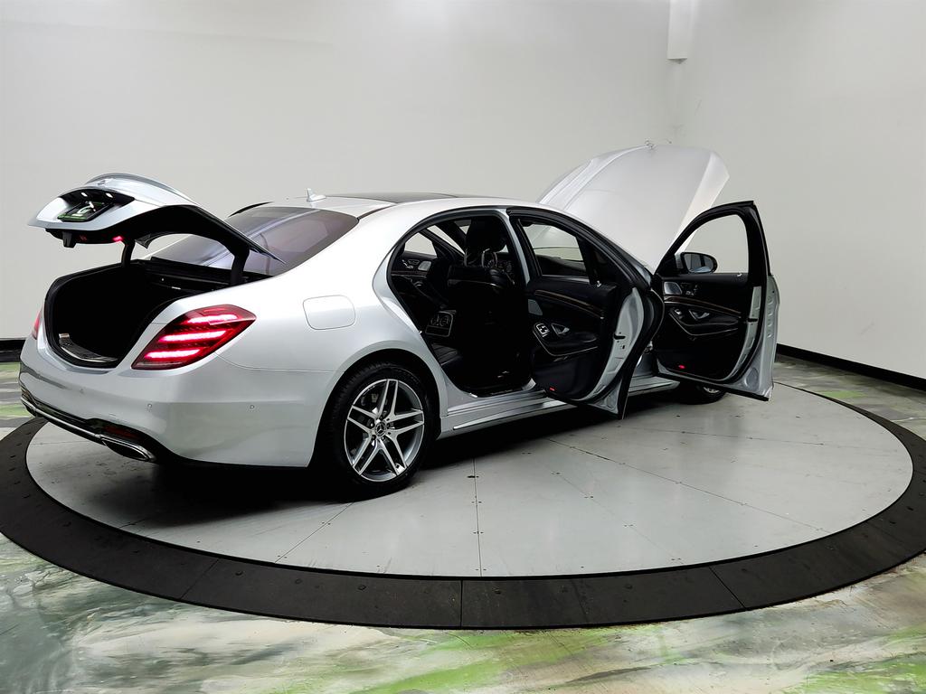 2018 Mercedes-Benz S-class - $25,645