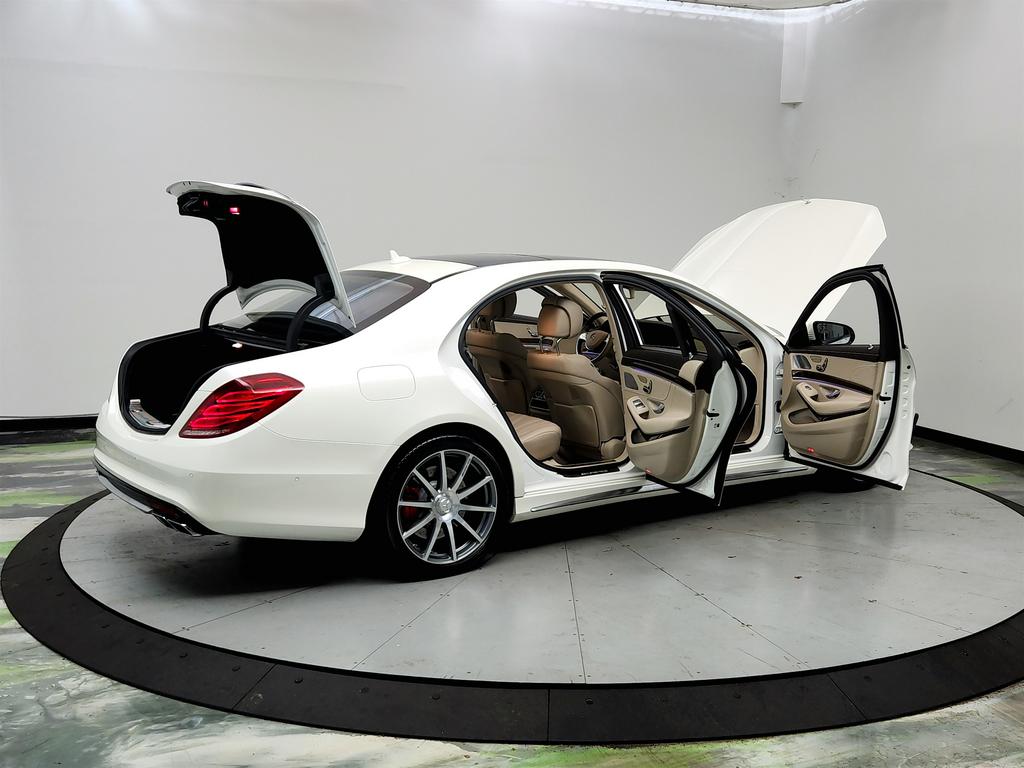 2014 Mercedes-Benz S-class - $39,650