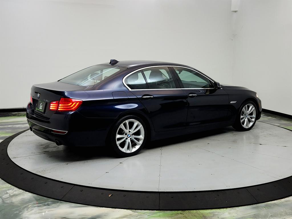 2015 BMW 5 Series - $9,550