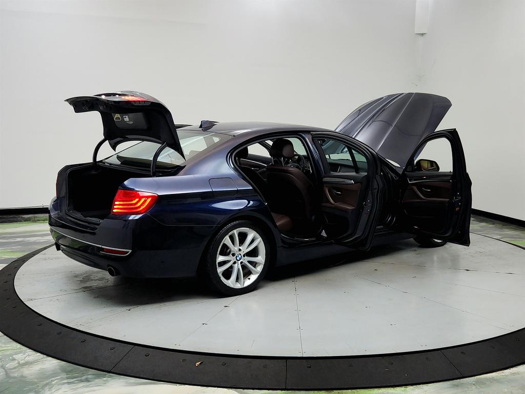2015 BMW 5 Series - $9,550