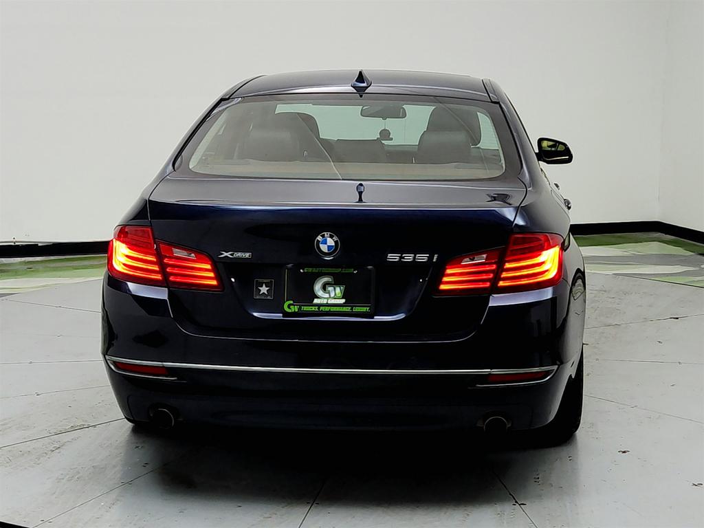 2015 BMW 5 Series - $9,550
