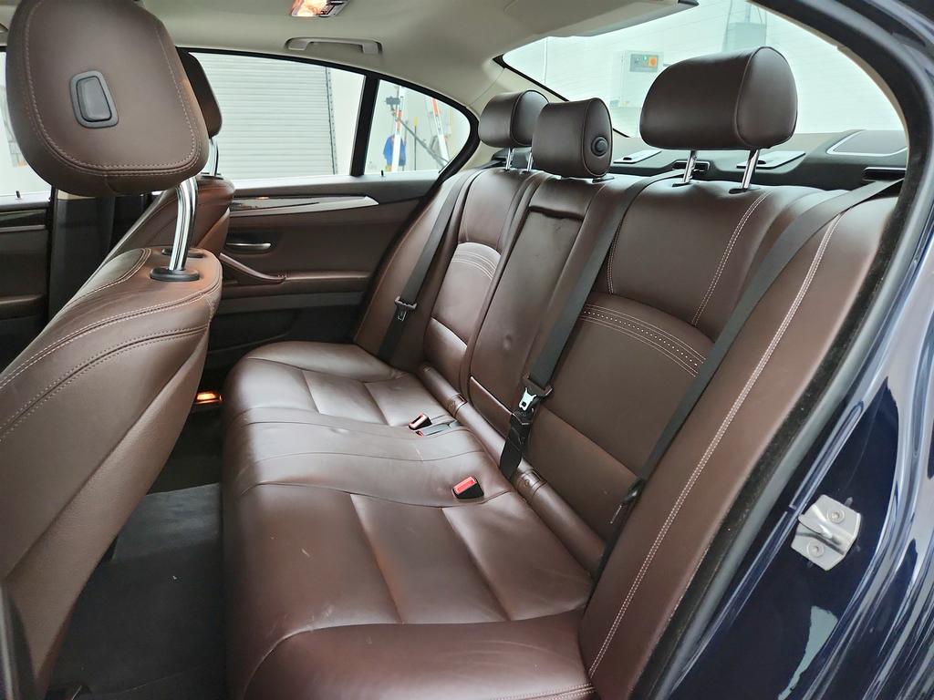 2015 BMW 5 Series - $9,550