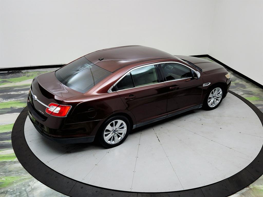 2010 Ford Taurus - $2,150
