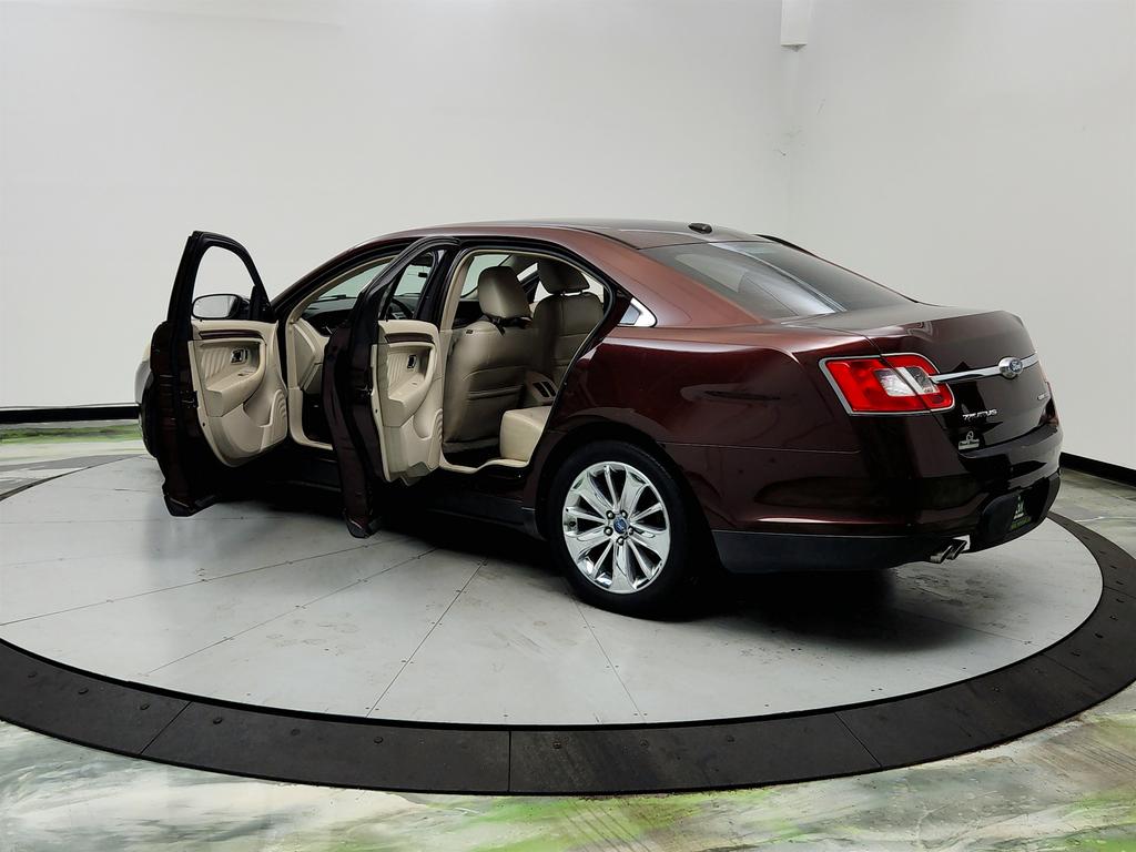 2010 Ford Taurus - $2,150