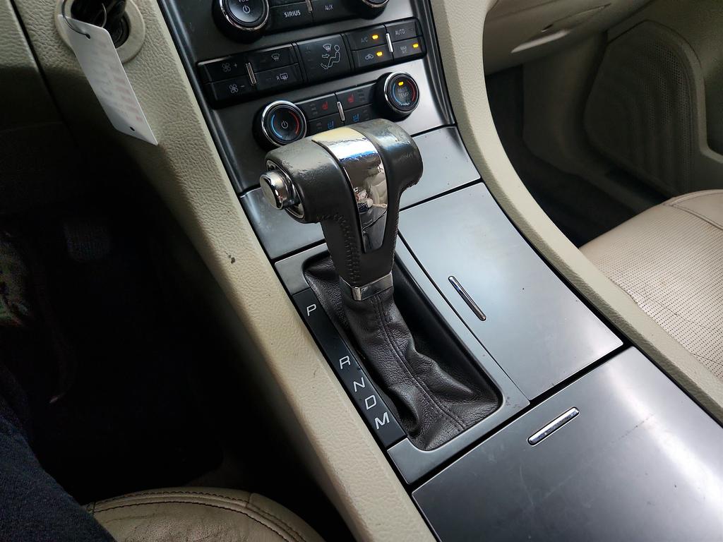 2010 Ford Taurus - $2,150