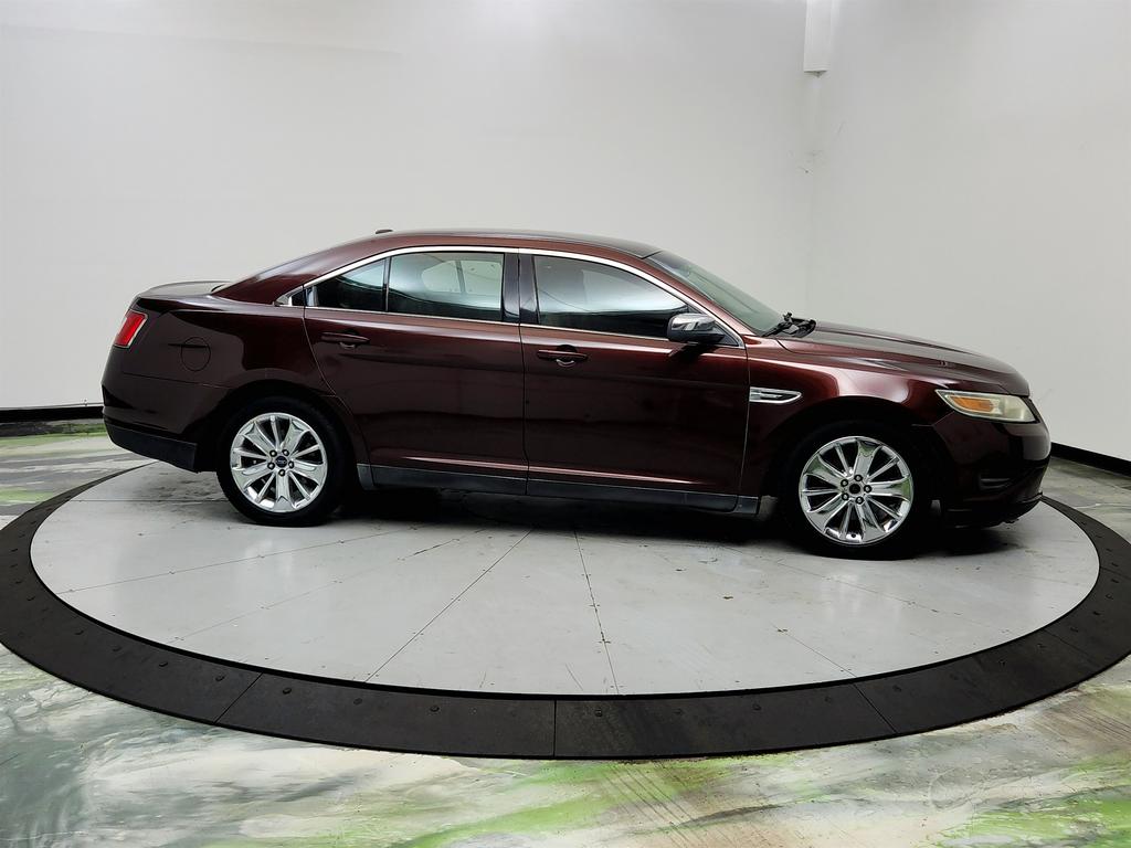 2010 Ford Taurus - $2,150