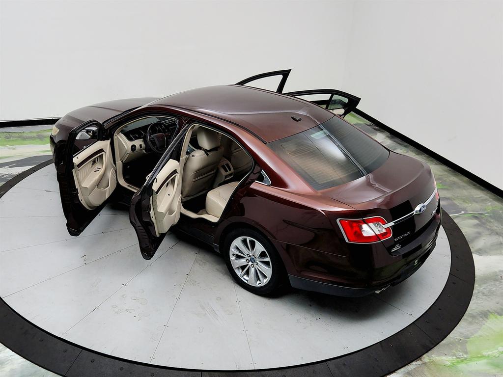 2010 Ford Taurus - $2,150