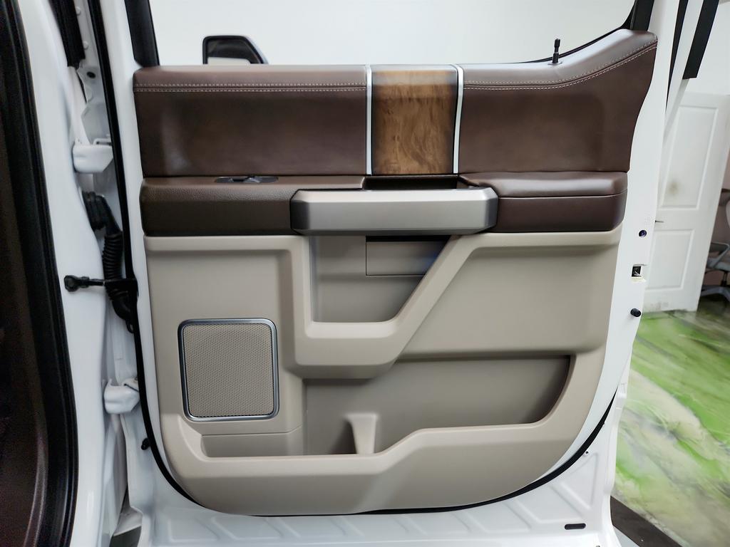 2019 Ford F-350 - $57,250