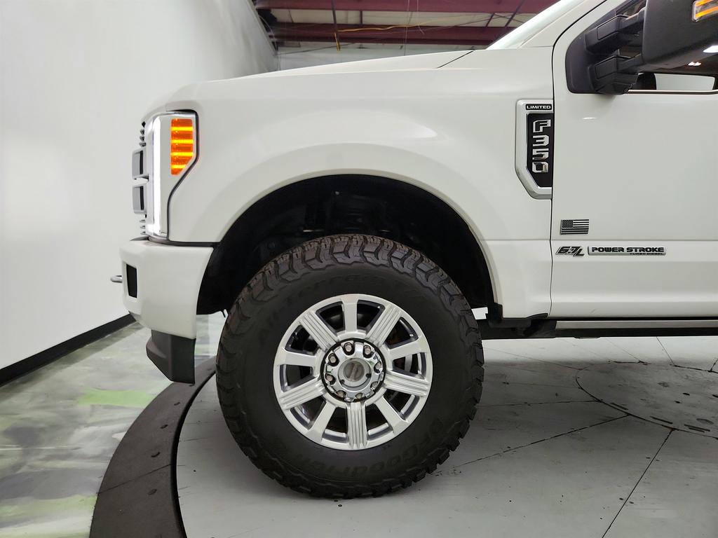 2019 Ford F-350 - $57,250