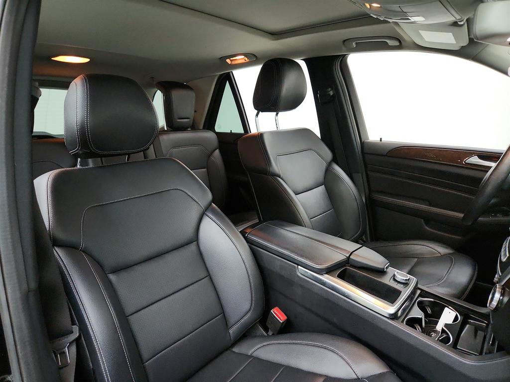 2015 Mercedes-Benz M Class - $8,750