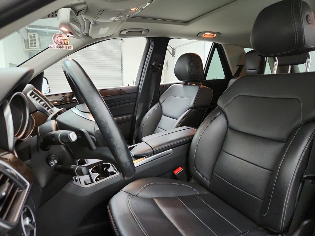 2015 Mercedes-Benz Ml-class - $8,750