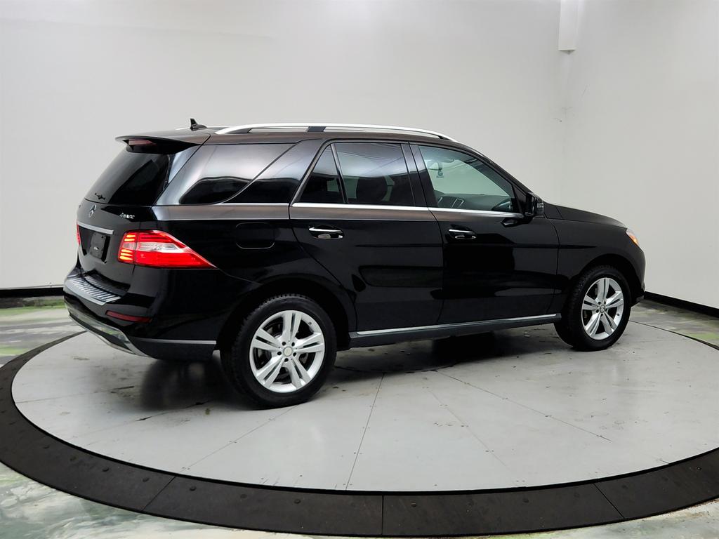 2015 Mercedes-Benz M Class - $8,750