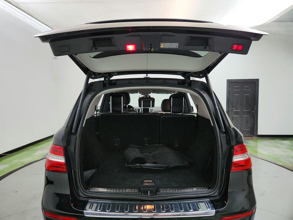 2015 Mercedes-Benz M Class - $8,750