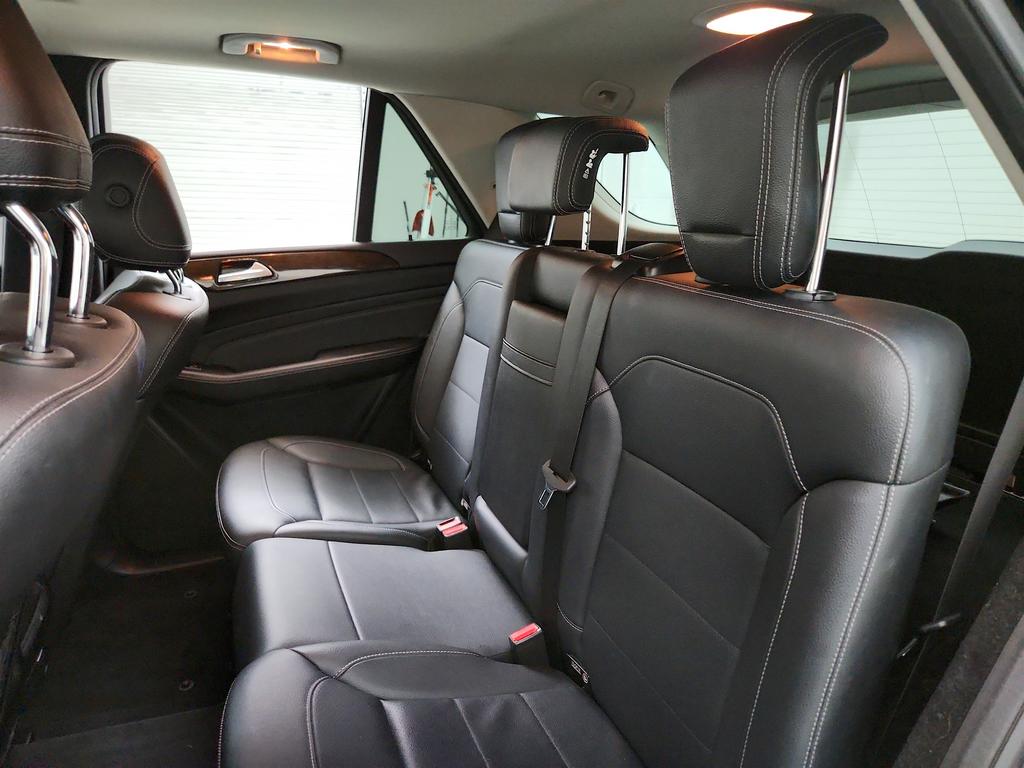 2015 Mercedes-Benz M Class - $8,750