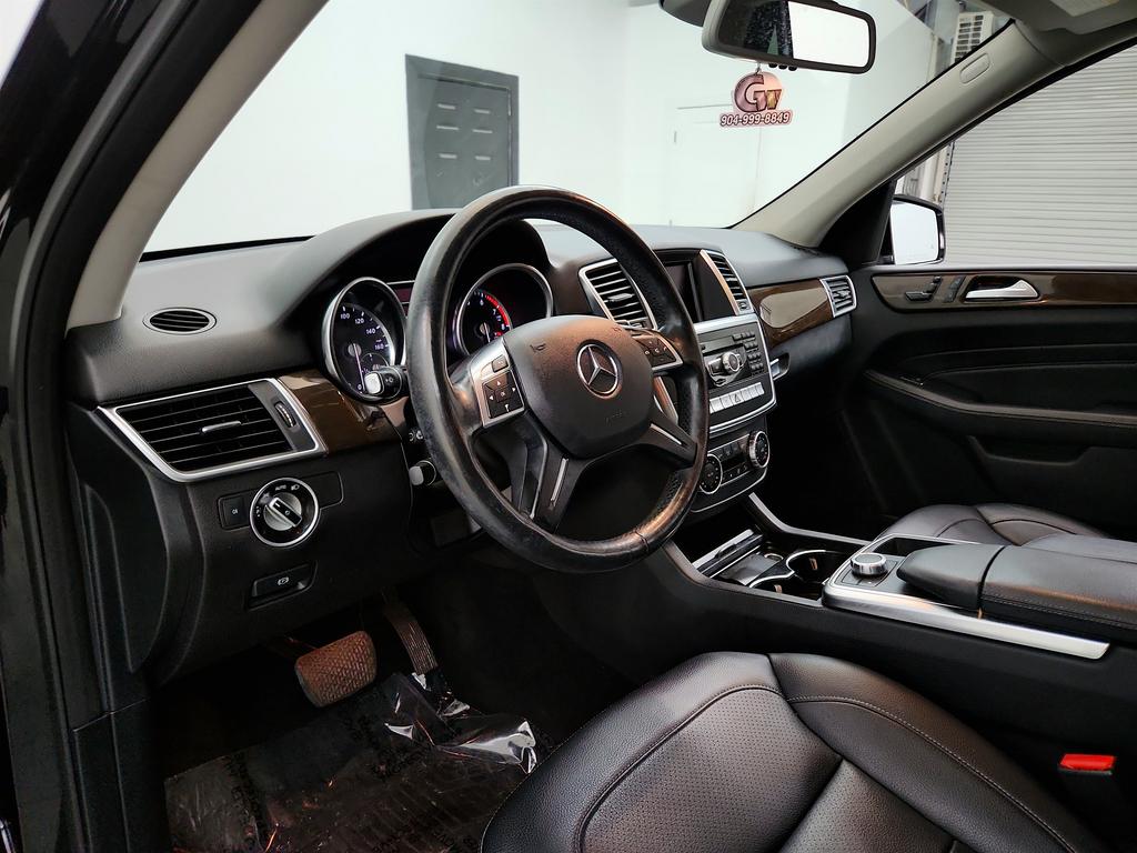 2015 Mercedes-Benz M Class - $8,750