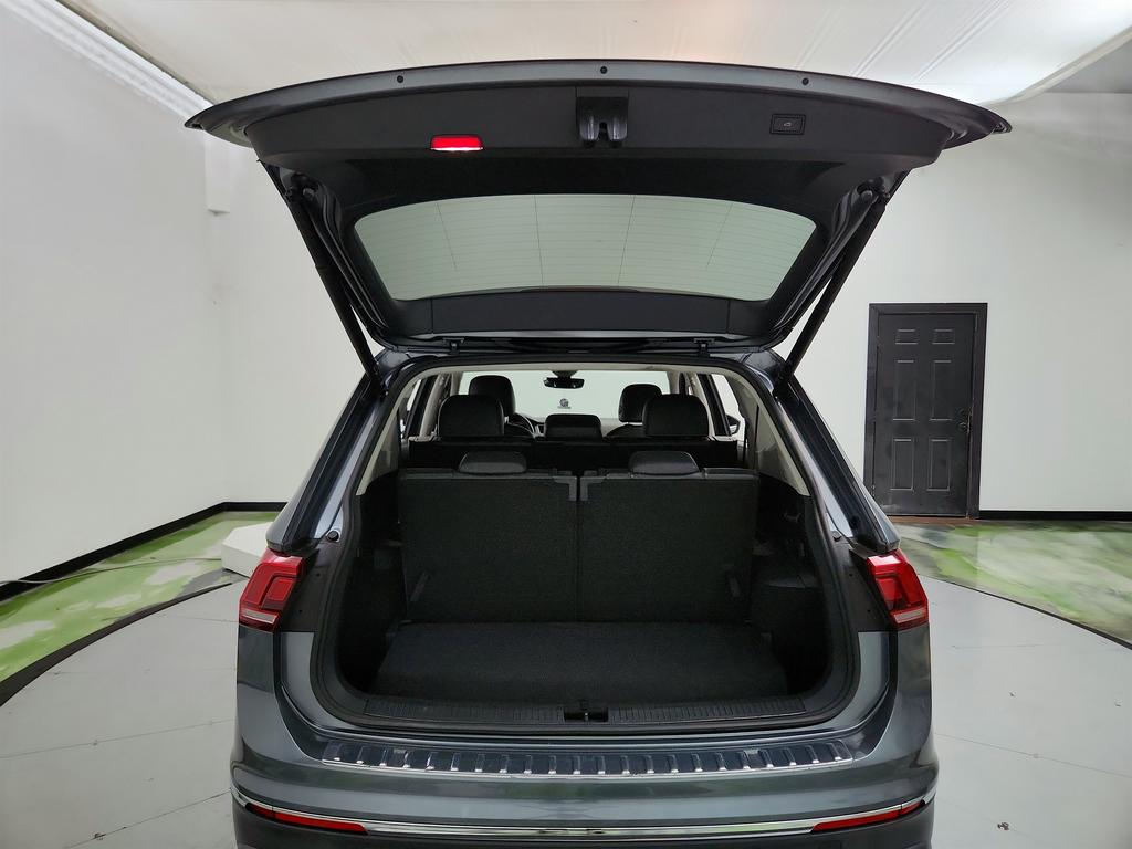 2022 Volkswagen Tiguan - $11,650
