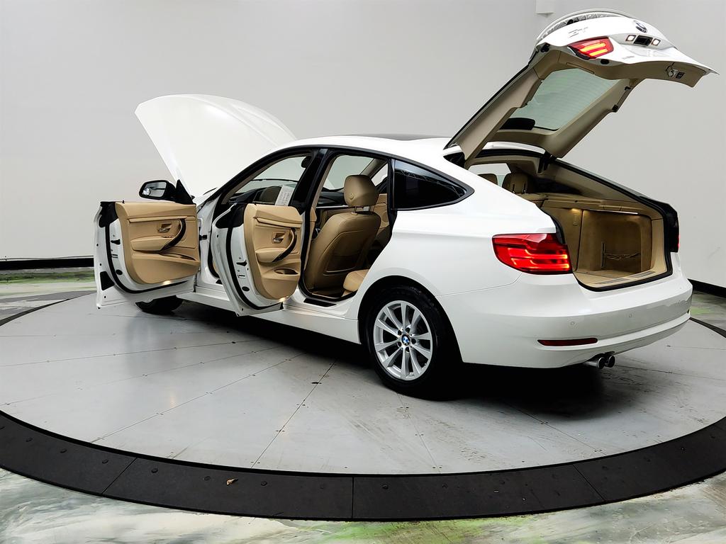 2015 BMW 3 Series - $8,250