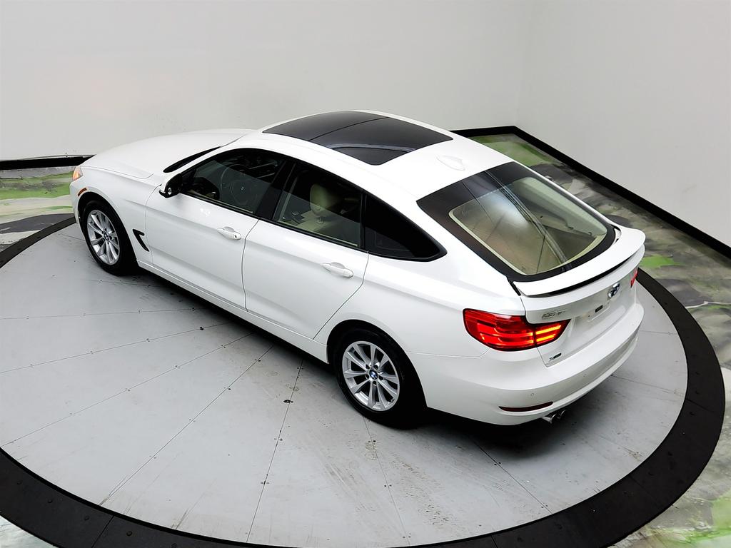 2015 BMW 3 Series - $8,250
