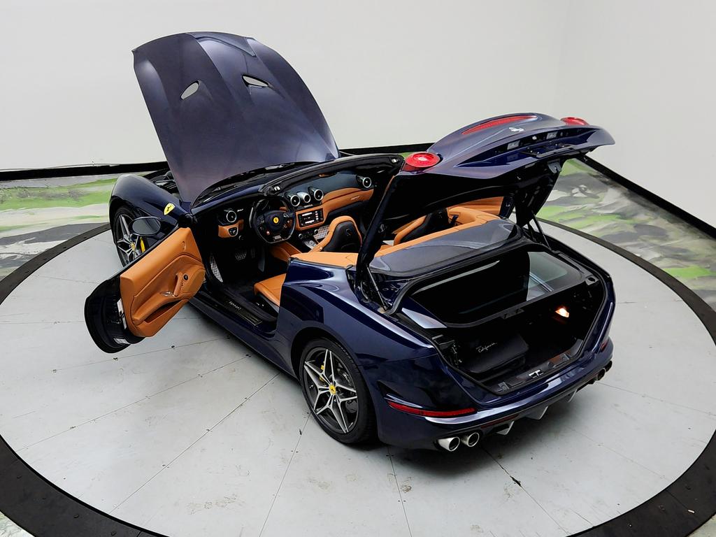 2015 Ferrari California - $114,895