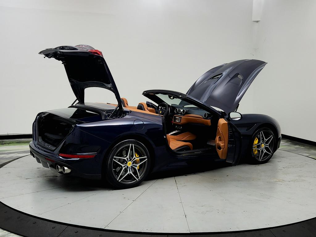 2015 Ferrari California - $114,895