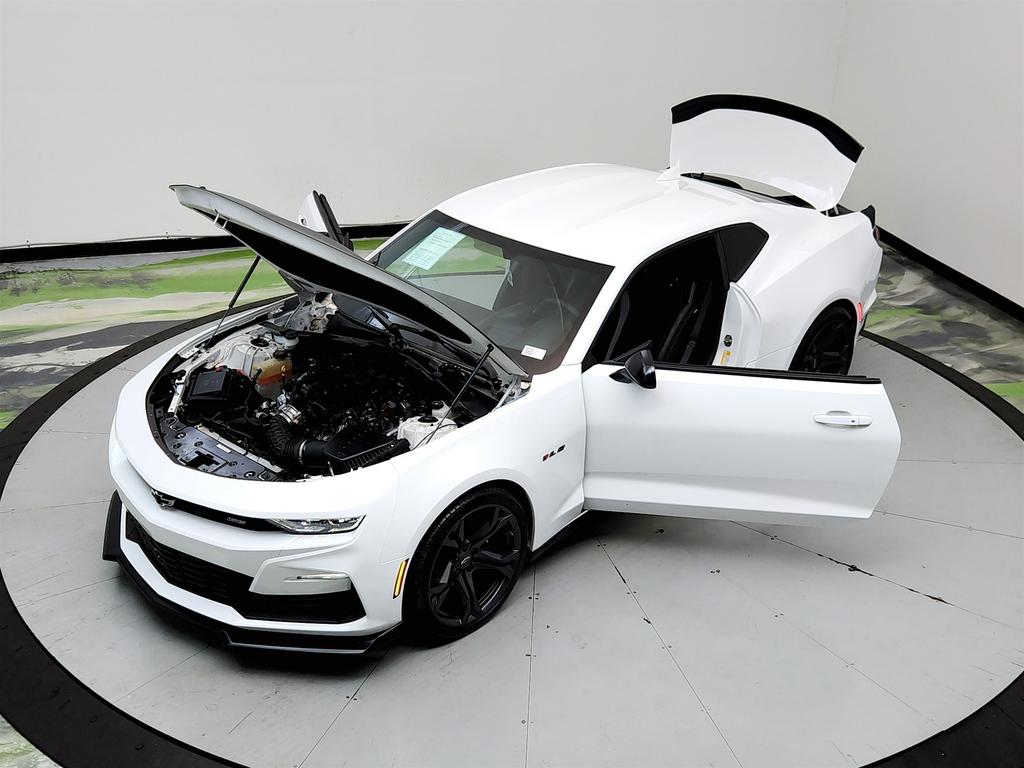 2021 Chevrolet Camaro - $39,995