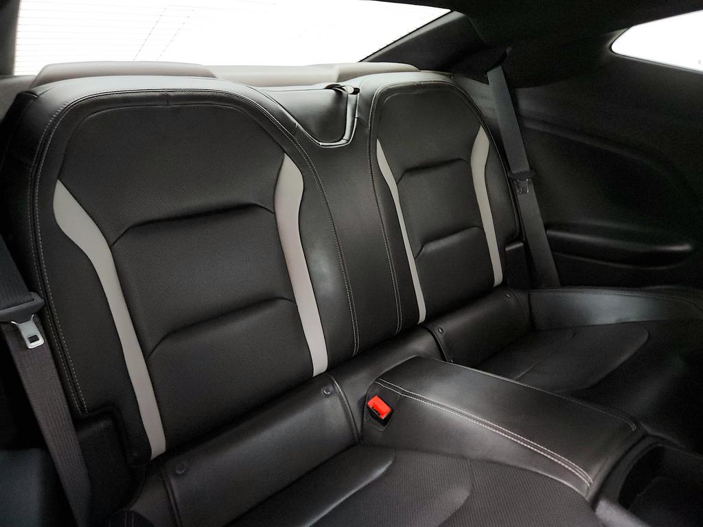 2021 Chevrolet Camaro - $39,995