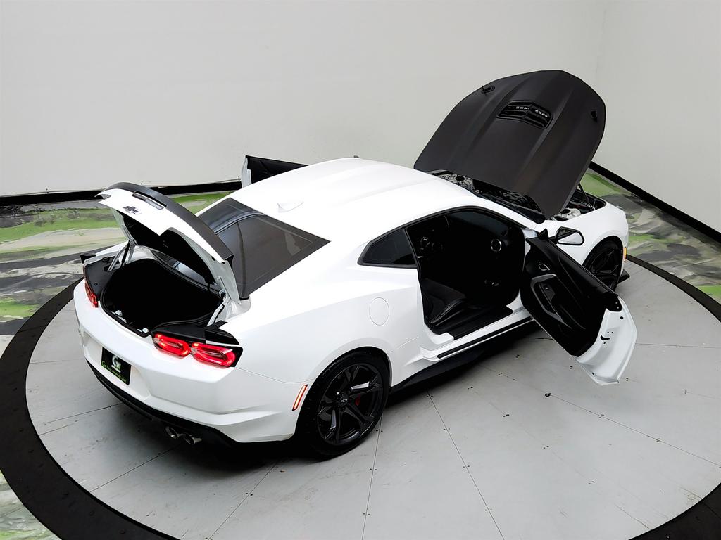 2021 Chevrolet Camaro - $39,995