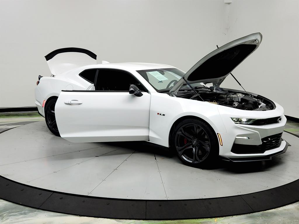 2021 Chevrolet Camaro - $39,995