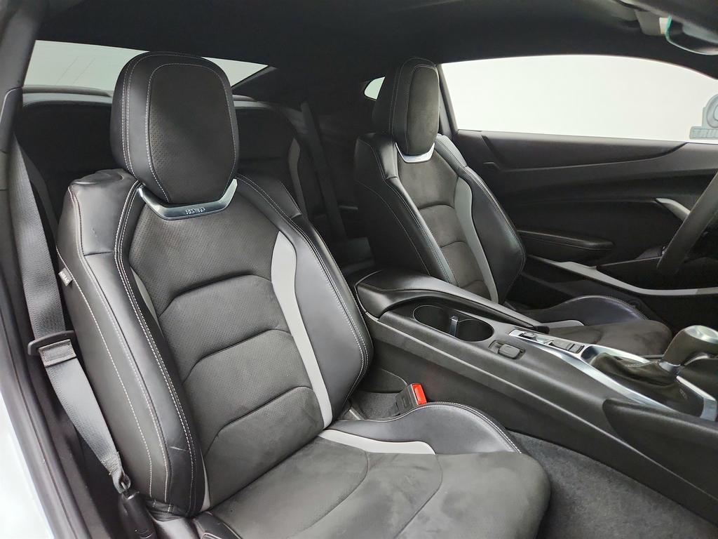 2021 Chevrolet Camaro - $39,995