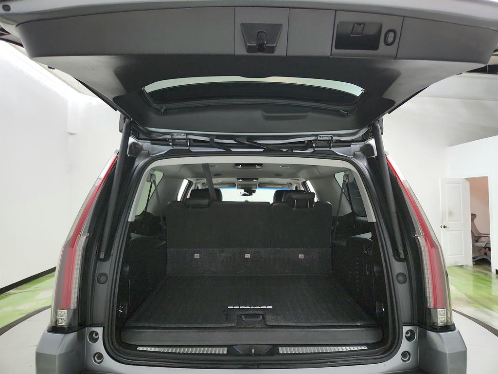 2019 Cadillac Escalade - $27,795