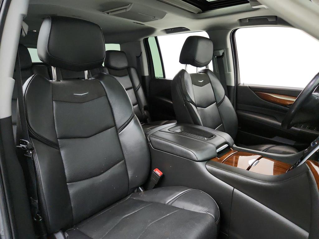 2019 Cadillac Escalade - $27,795