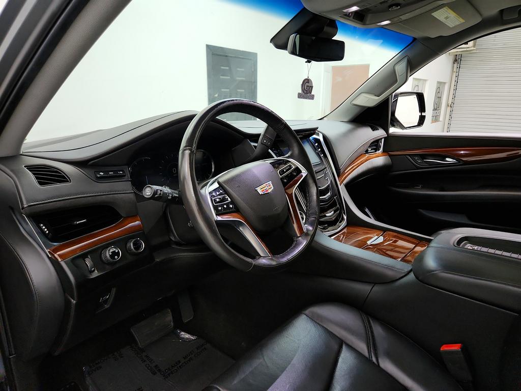 2019 Cadillac Escalade - $27,795