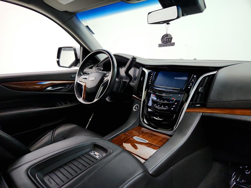 2019 Cadillac Escalade - $27,795
