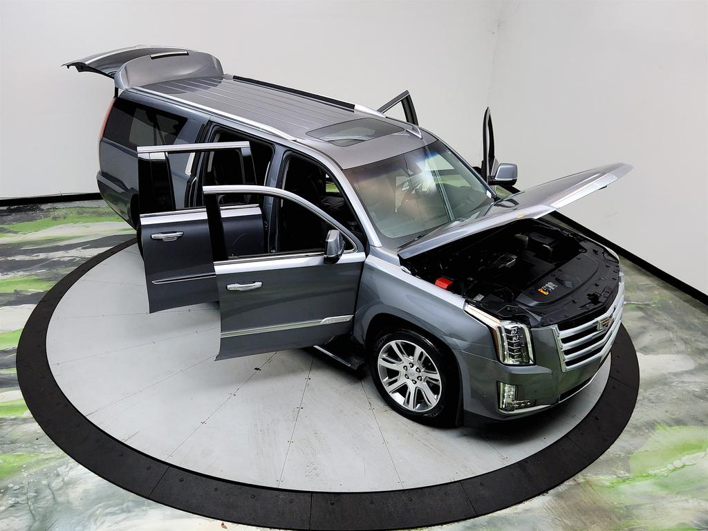 2019 Cadillac Escalade - $27,795