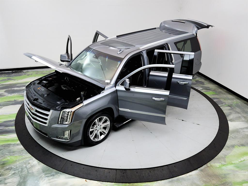 2019 Cadillac Escalade - $27,795