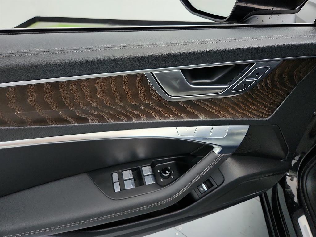2020 Audi A6 - $16,350