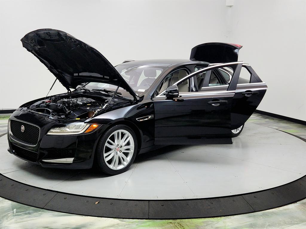 2016 Jaguar XF - $10,550