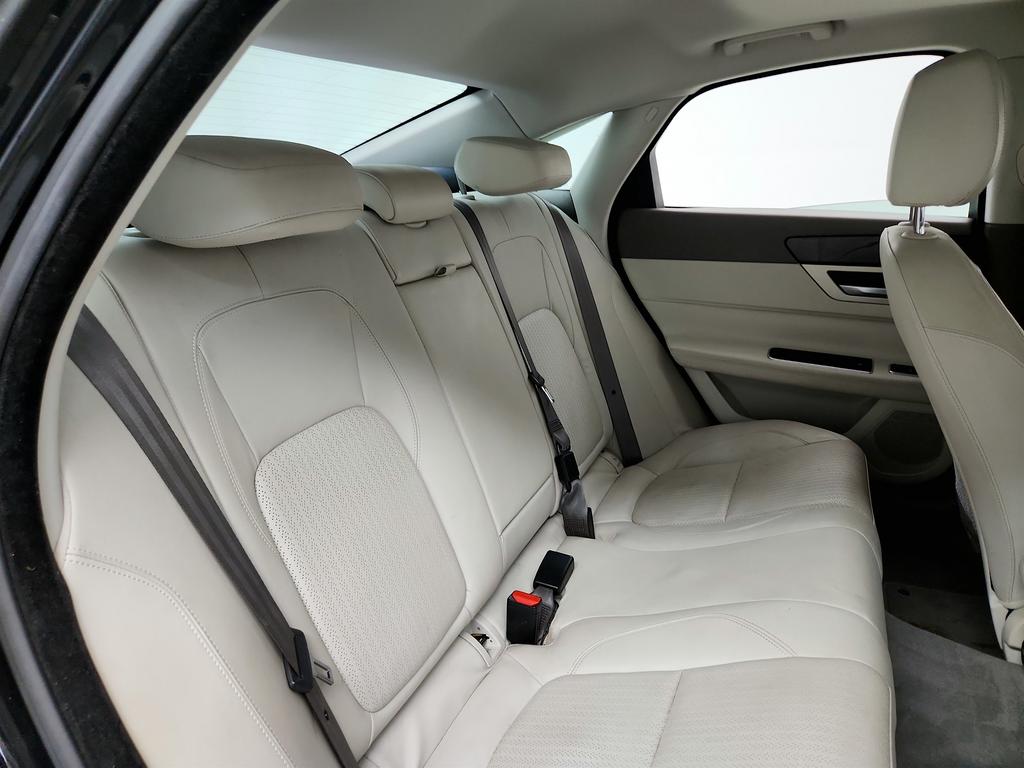 2016 Jaguar XF - $10,550