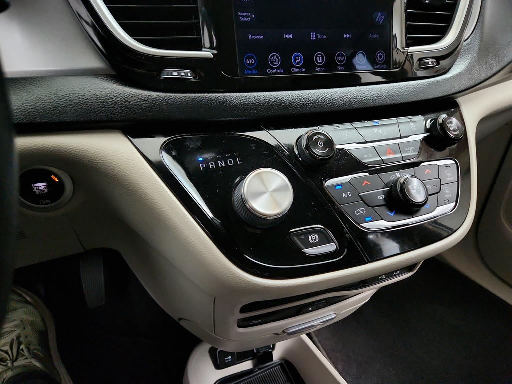 2020 Chrysler Pacifica - $13,951
