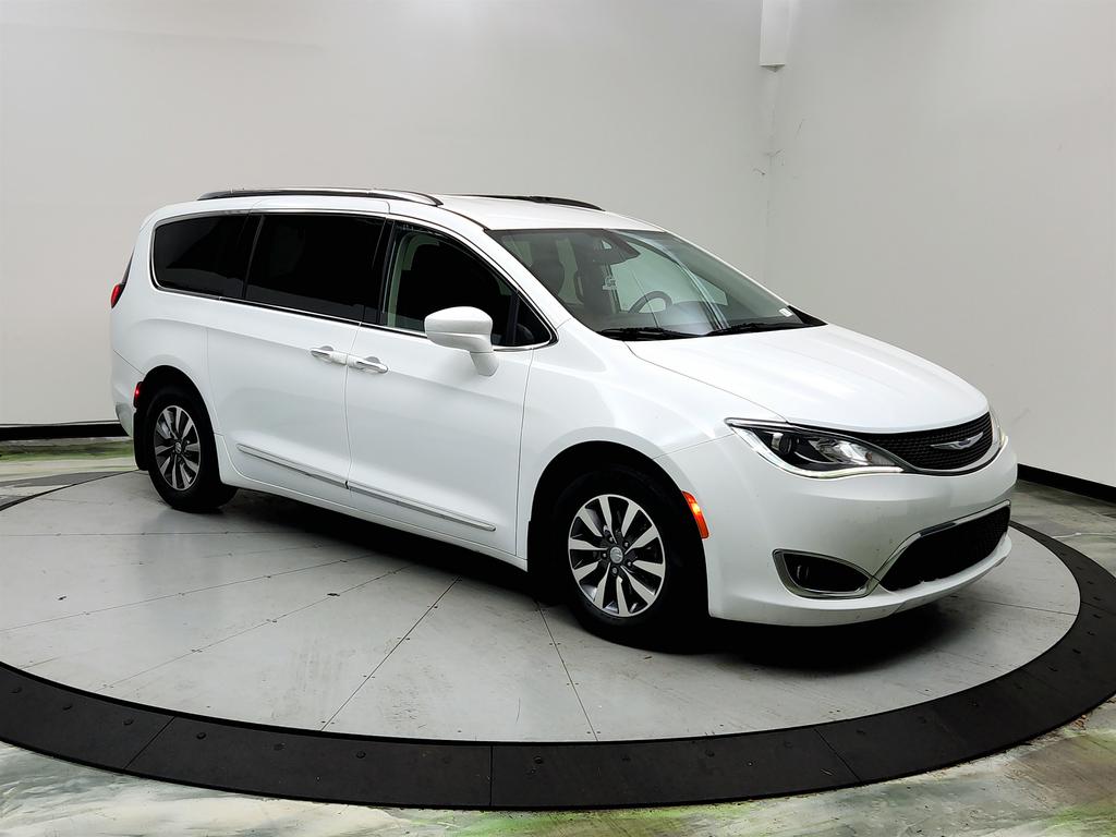 2020 Chrysler Pacifica - $13,951