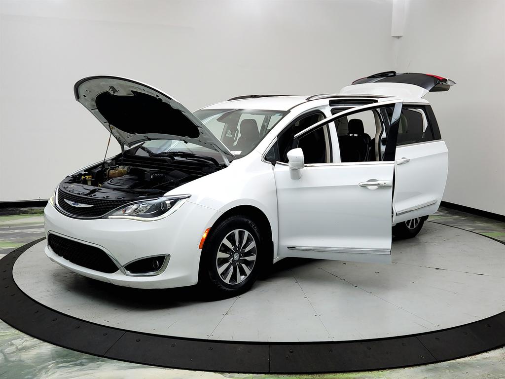 2020 Chrysler Pacifica - $13,951