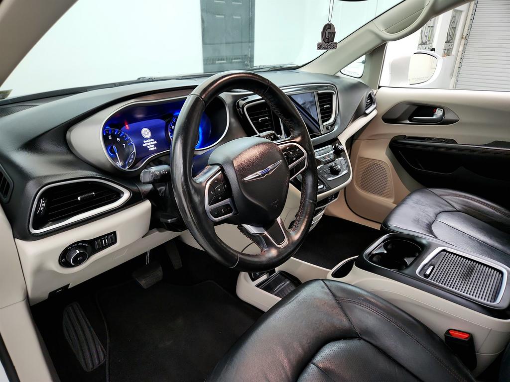 2020 Chrysler Pacifica - $13,951