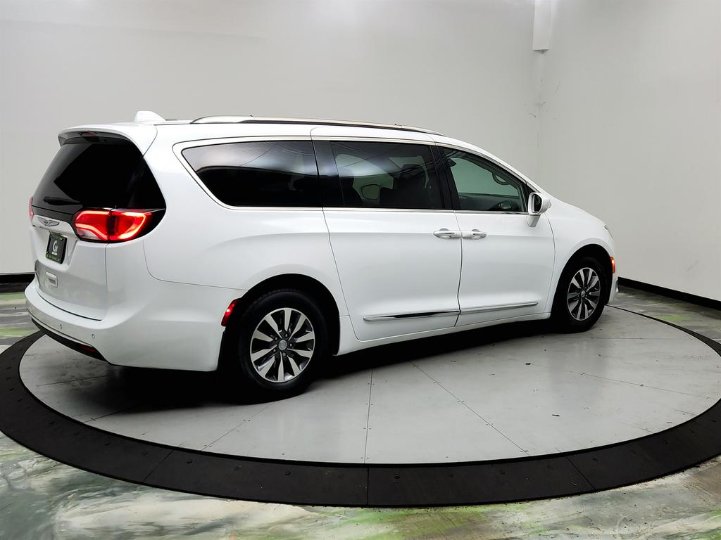 2020 Chrysler Pacifica - $13,951