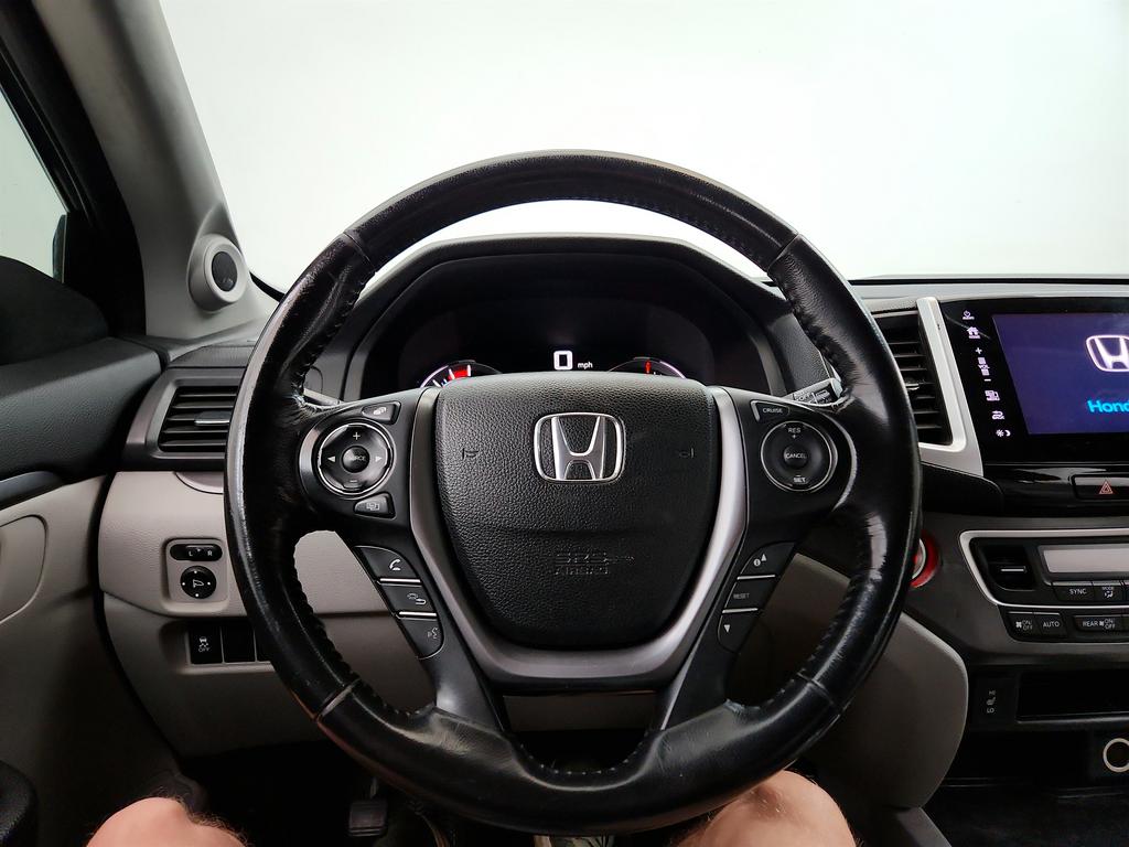 2017 Honda Pilot - $8,995